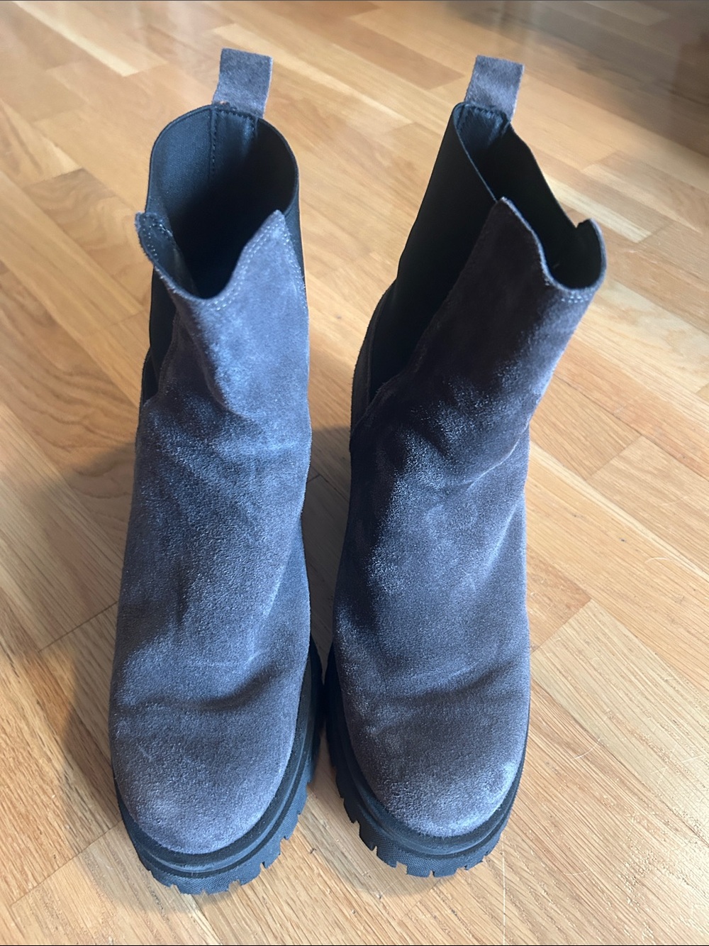 Suede Chelsea Platform Ankle Boots - Gray
